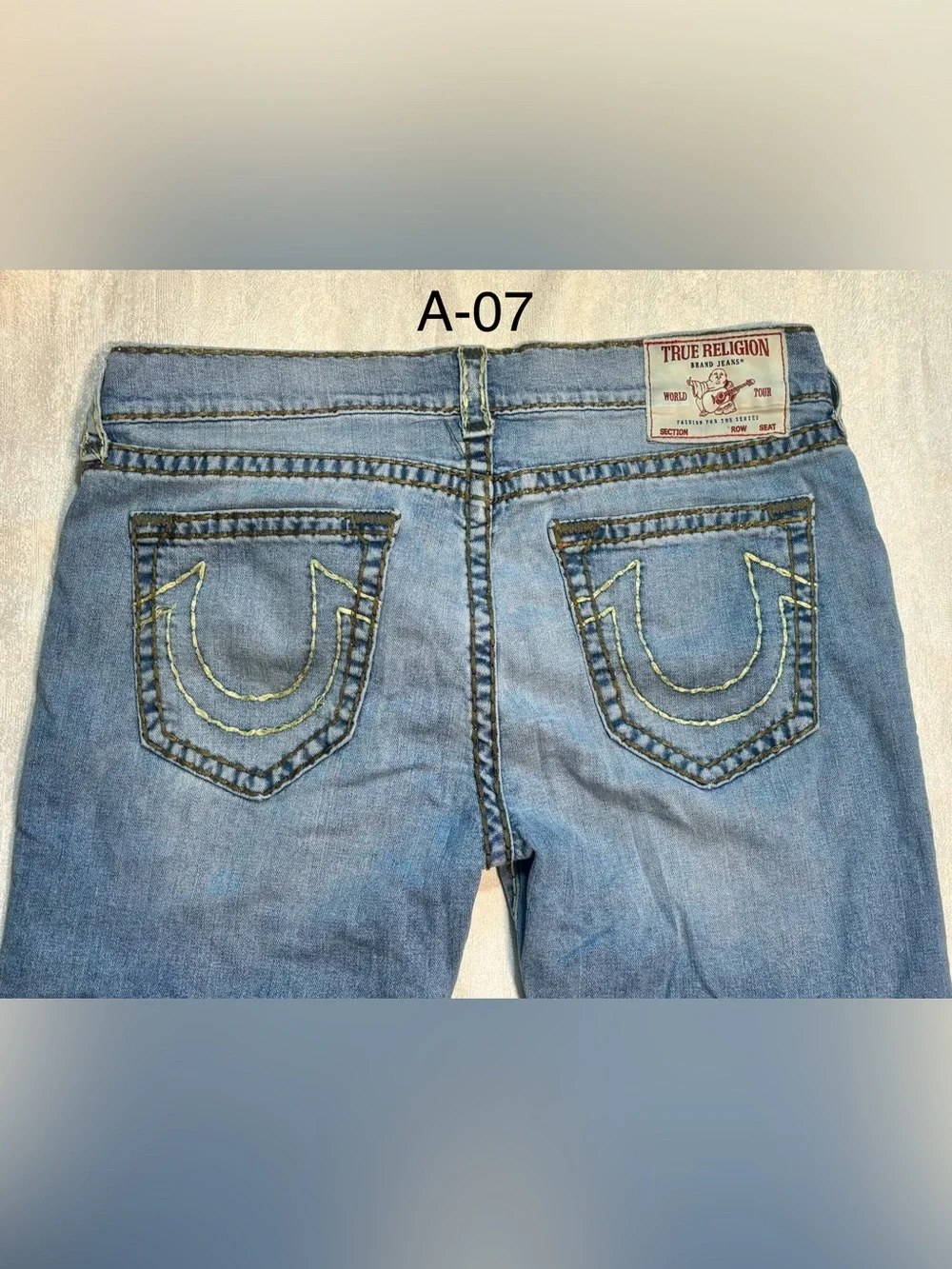True Religion Rocco Relaxed Skinny Jeans Contrast Stitch Blue Denim Size 34